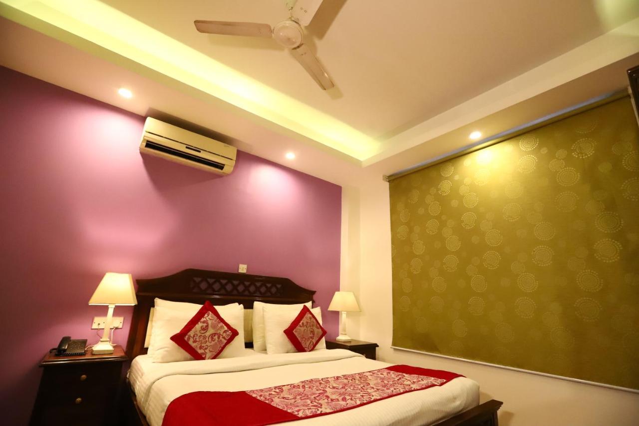 Hotel Ambica Palace Aiims New Delhi - Couple Friendly Local Id Accepted Exterior photo