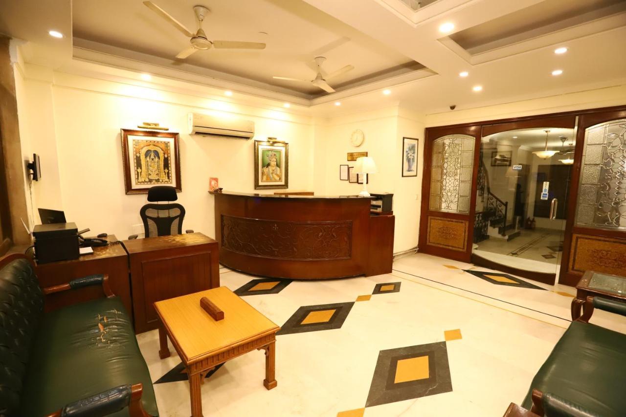 Hotel Ambica Palace Aiims New Delhi - Couple Friendly Local Id Accepted Exterior photo